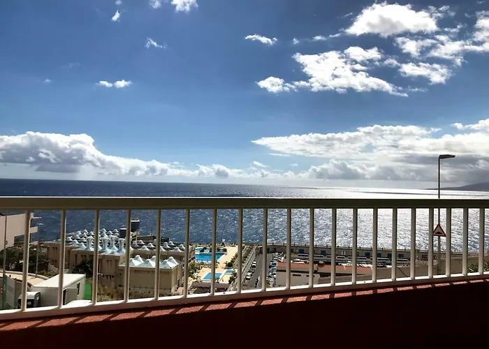 Entero Con Vistas Al Mar En Apartament Radazul